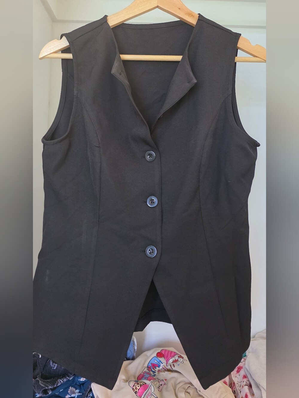 Classic Black Sleeveless Button-Front Women's Shirt Vest
